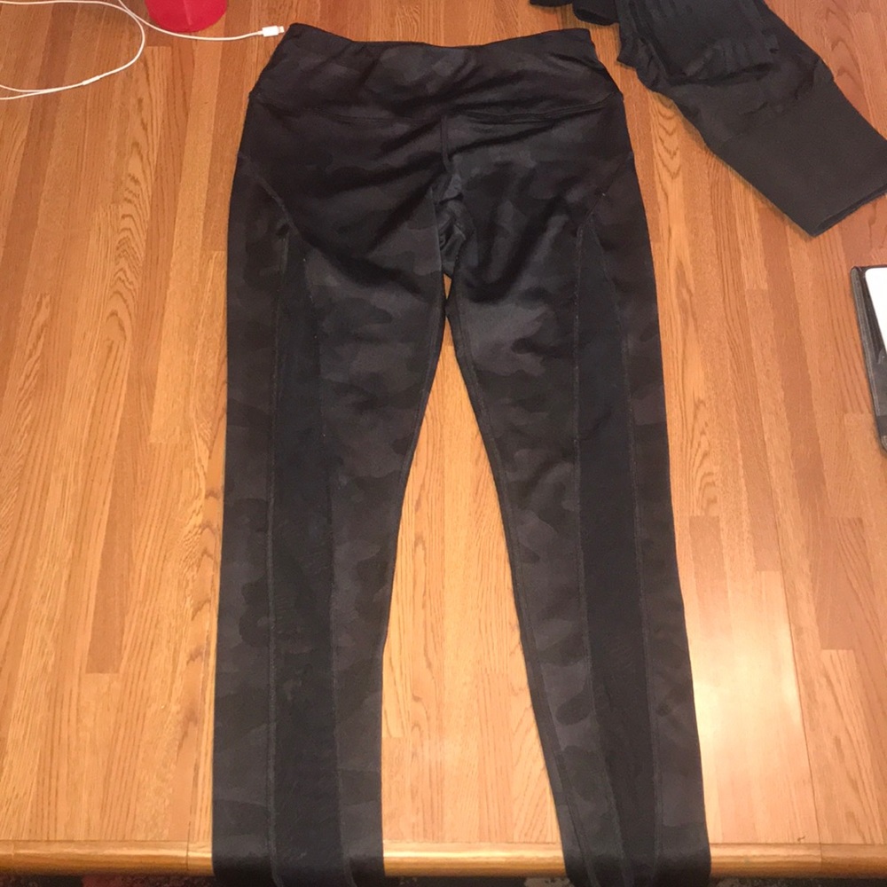 black camo leggings
